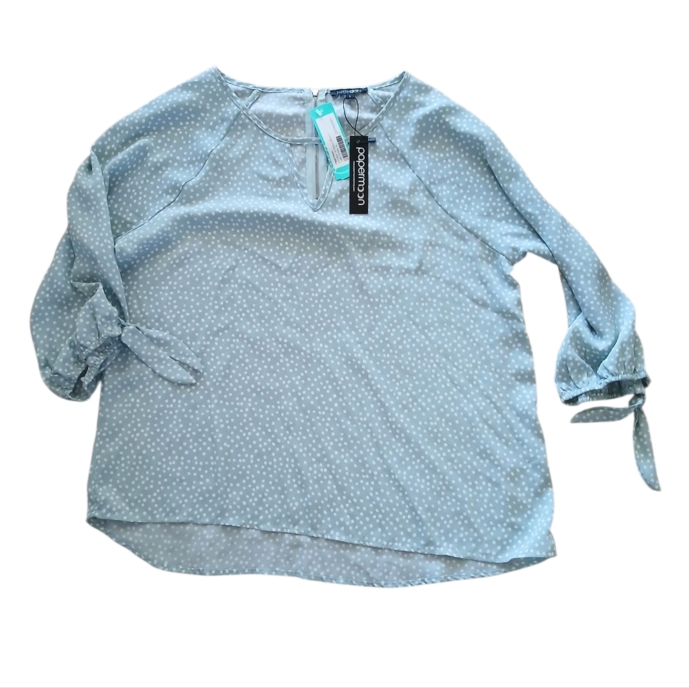PaperMoon Women's Size Large 100% Polyester Light Blue Polka Dot Blouse